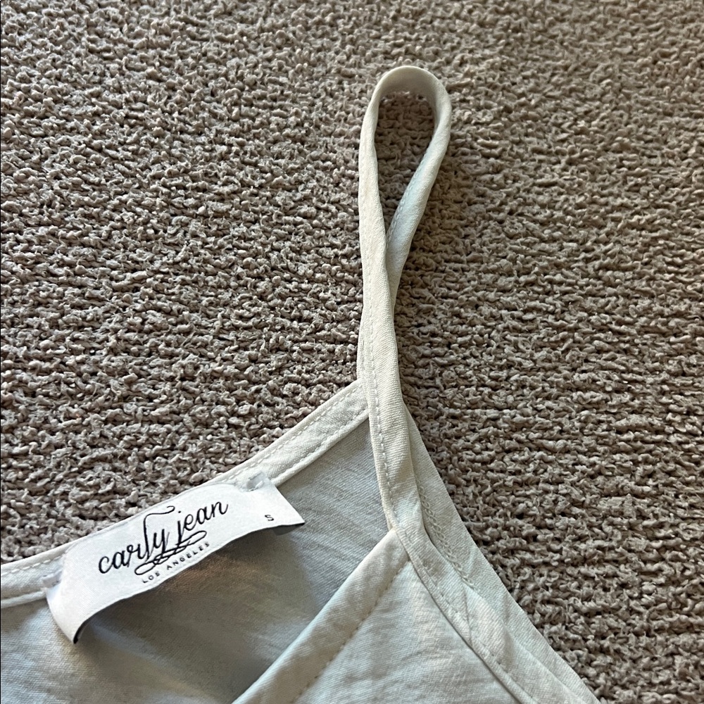 Carly Jean Los Angeles - Women's Creamy White Button-Down Tank Top - Size Small - Picture 13 of 13